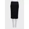 Чорна спідниця із вовни на блискавці