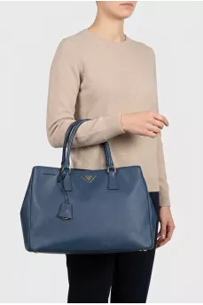 Blue tote with logo