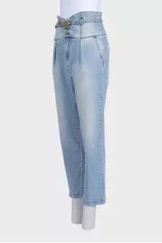 High-waisted blue jeans with a drawstring