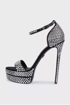 High-soled sandals decorated with rhinestones