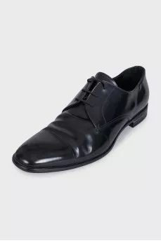 Men's patent leather shoes made of black leather
