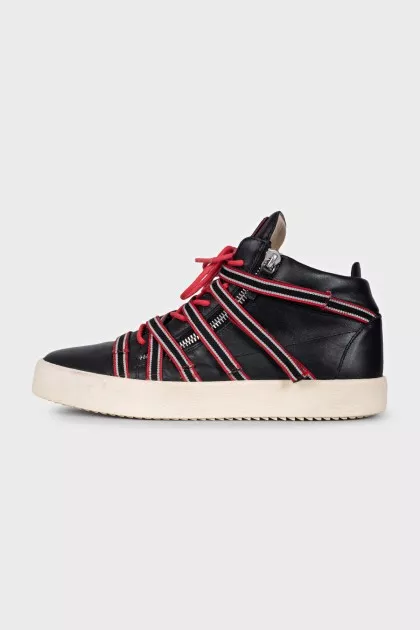 Men's sneakers with velcro