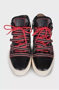Men's sneakers with velcro