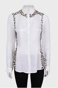 White fitted shirt with animal print inserts