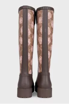 Brown rubber boots with print