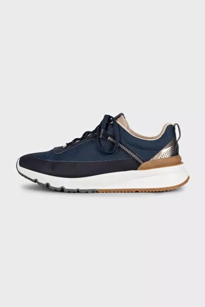 Men's sneakers with blue suede inserts