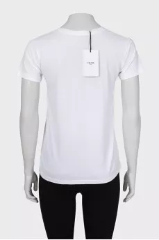 White straight-cut T-shirt with logo and tag