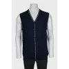 Men's wool vest with buttons and tag
