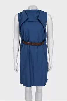 Blue straight-cut dress with a belt