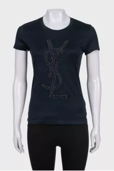 Black T-shirt with a 3D branded print