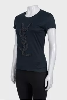Black T-shirt with a 3D branded print