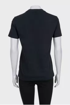 Black straight t-shirt with embroidered logo