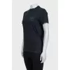 Black straight t-shirt with embroidered logo