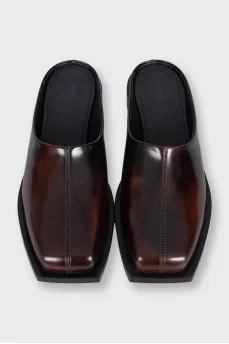 Leather square-toe clogs