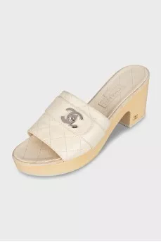 Quilted leather mules with heels