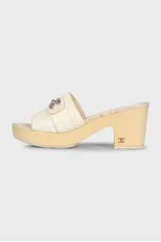 Quilted leather mules with heels