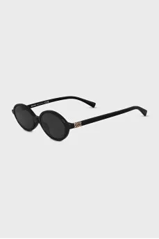 Oval sunglasses with black frames