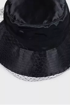 Black Panama hat with a veil
