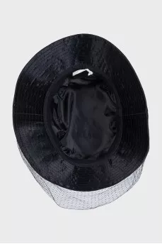 Black Panama hat with a veil