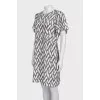 Fitted silk dress with a printed zipper