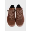 Men's brown suede lace-up sneakers