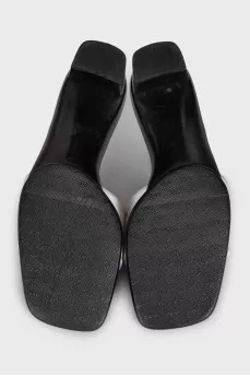 Leather mules with embroidered logo