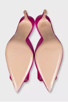 Pink satin mules decorated with crystal