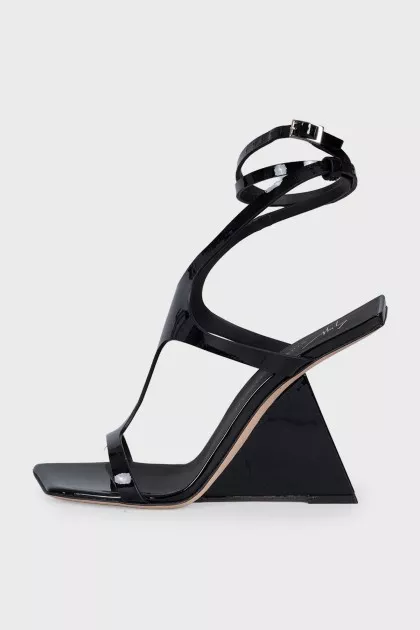 Tutankhamun leather sandals