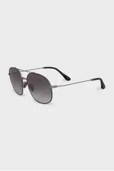 Men's aviator sunglasses with silver frames