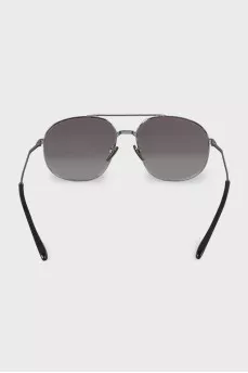 Men's aviator sunglasses with silver frames