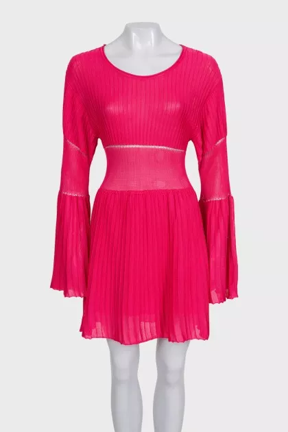 Flared sleeve dress with tag