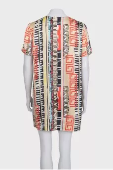 Tunic in a geometric print
