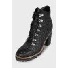Стегані чорні ботильйони зі шкіри