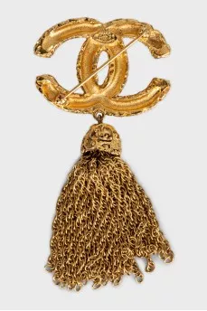 Vintage gold plated brooch with chains