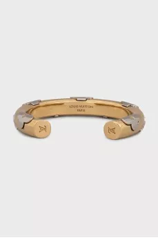 Gold plated bracelet with signature decor
