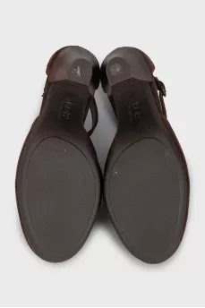 Открытые туфли из коричневой замши