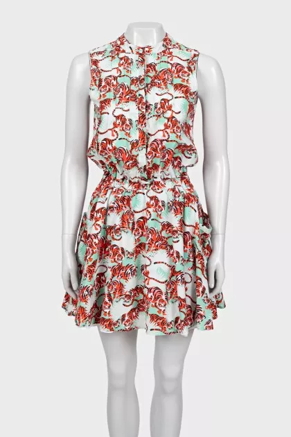 Fitted mini dress with printed pockets