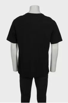 Men's black t-shirt with a metal logo