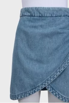 Blue denim skirt with a zipper