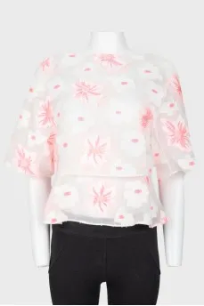 Double tiered embroidered flowers blouse