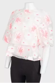 Double tiered embroidered flowers blouse