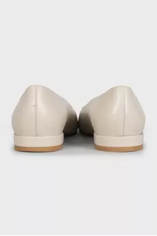 Two-tone patent toe ballet flats