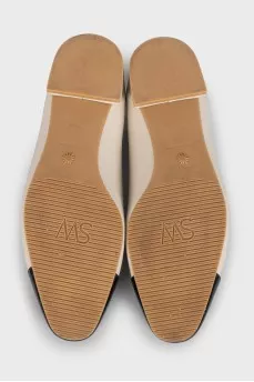 Two-tone patent toe ballet flats