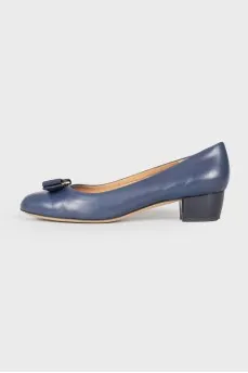 Leather block heel shoes