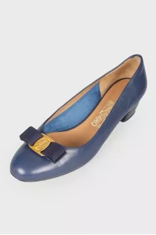 Leather block heel shoes
