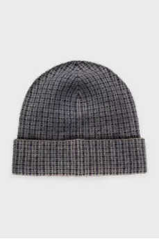 Men's beanie with a checkered print and logo