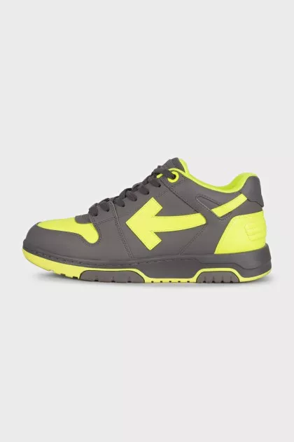 Men's bright leather sneakers