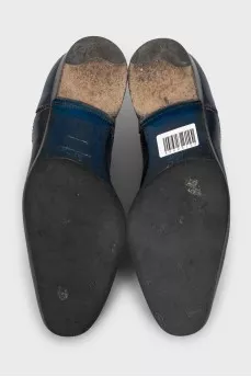 Men's blue leather shoes with perforated toes