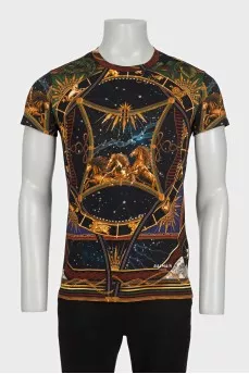 Men's black printed T-shirt with tag