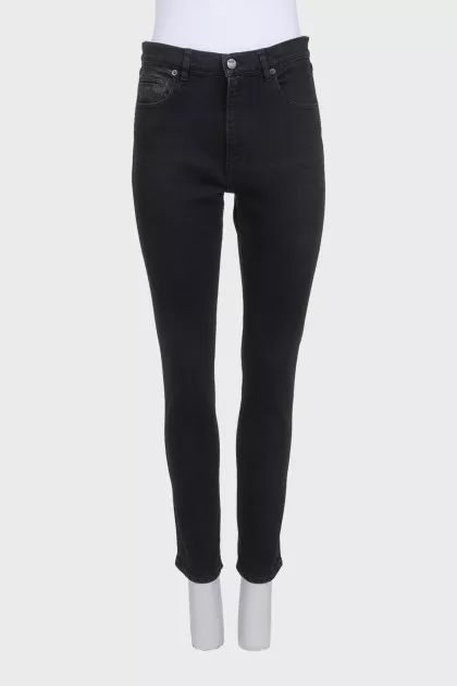 Black mid-rise skinny jeans